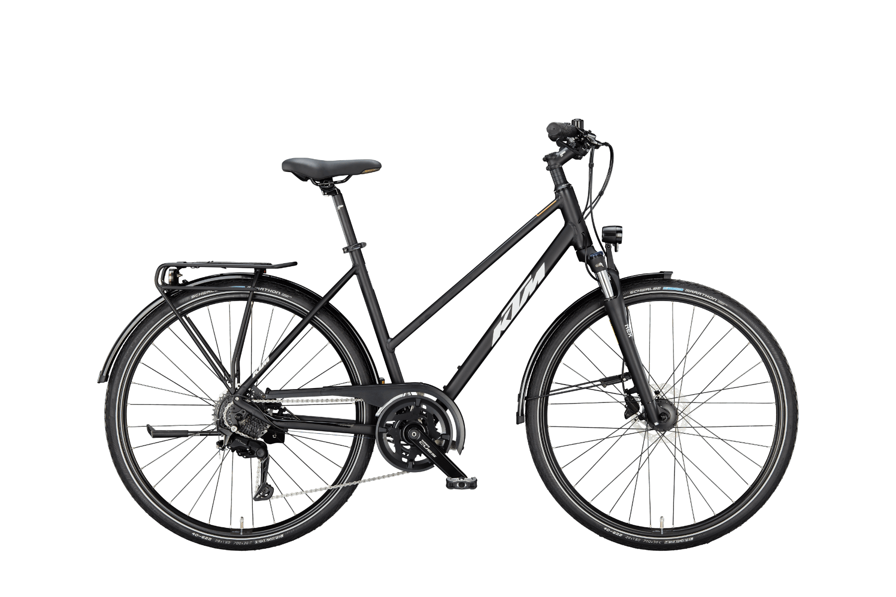 KTM Veneto Disc (2023), black matt (white+orange) – gleiche Farbe wie Lagerliste, aber Nachfolgemodell 2024 mit anderer Schaltung; nur als markierte Ersatzansicht nutzbar, Seitenansicht freigestellt, 1800x1200 px, Trapezrahmen D 51 – ACHTUNG: Modelljahr 2024 (KTM-Bezeichnung ZEG Avenza Disc, 2x9 Shimano CUES statt 3x10 Deore)