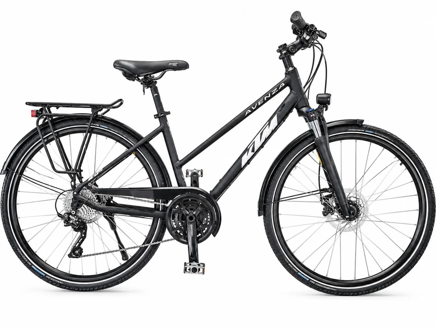 KTM Avenza 30 Disc (2022), black matt, Seitenansicht Trapezrahmen mit Gepäckträger und Schutzblechen
